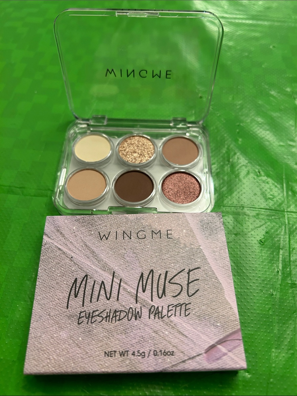Mini Muse Eyeshadow Palette — Neutral, Brown & Pink Shades